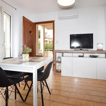 1 Bedroom Amazing In *