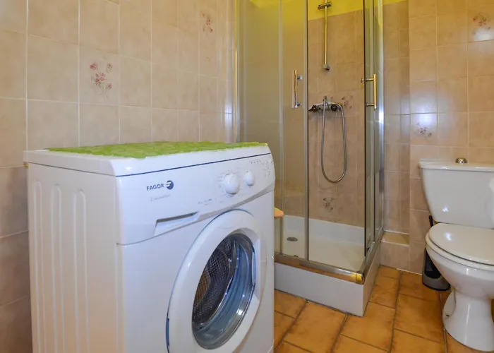 1 Bedroom In *